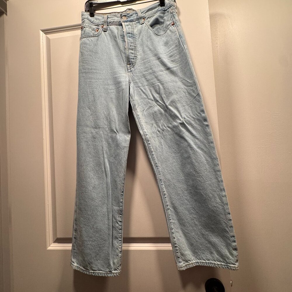 Levi's button up jeans